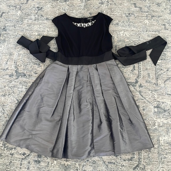 Cocktail Dress - Picture 1 of 8